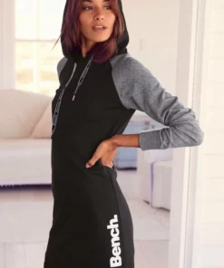 Bench. Sweatkleid mit Kapuze und farblich abgesetzten Ärmeln Dunkelgr&uuml;n-grau, Wei&szlig;-rosa, Anthrazit-schwarz -Bench Verkaufsgeschäft 01240bd3 4717 54a7 ba86 81ae8c290389