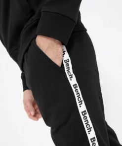 Bench. Jogginghose »Trade« Stickerei, weiches Innenfinish -Bench Verkaufsgeschäft 048fc591 97b3 5de1 a953 331a4e01e29e