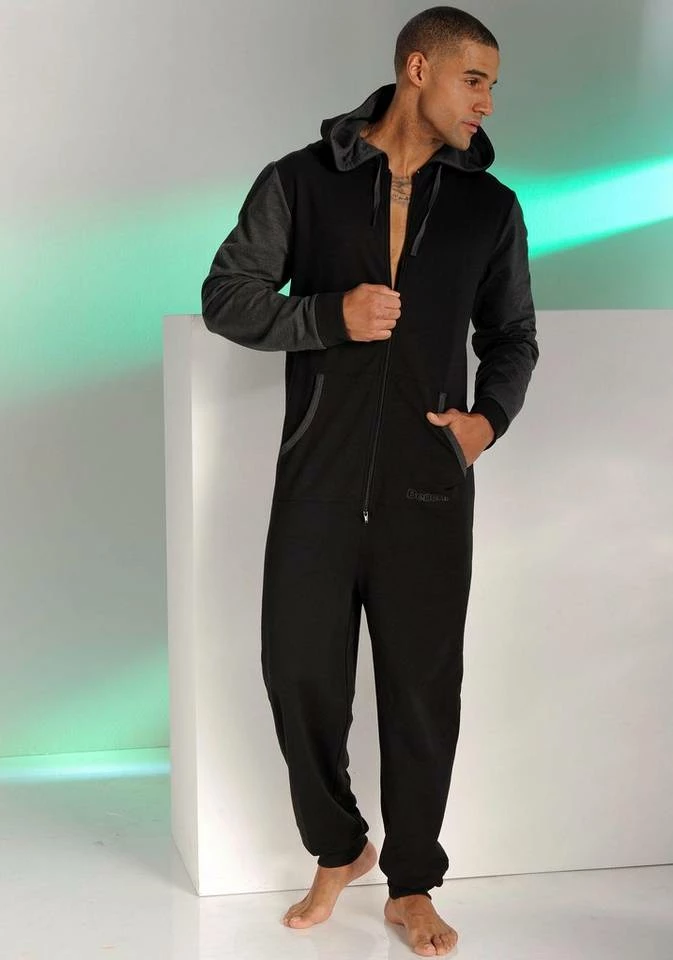 Bench. Jumpsuit mit Kapuze 12 Bench. Jumpsuit mit Kapuze – Bild 12