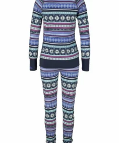 Bench. Pyjama mit buntem Norwegermuster 11 Bench. Pyjama mit buntem Norwegermuster -Bench Verkaufsgeschäft 17469338