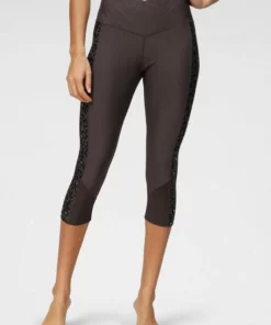 Bench. Caprileggings mit Leodruck und Mesh-Einsatz Black, White-leo -Bench Verkaufsgeschäft 1800d014 2f5f 56c2 a4d7 d6d2165e89da