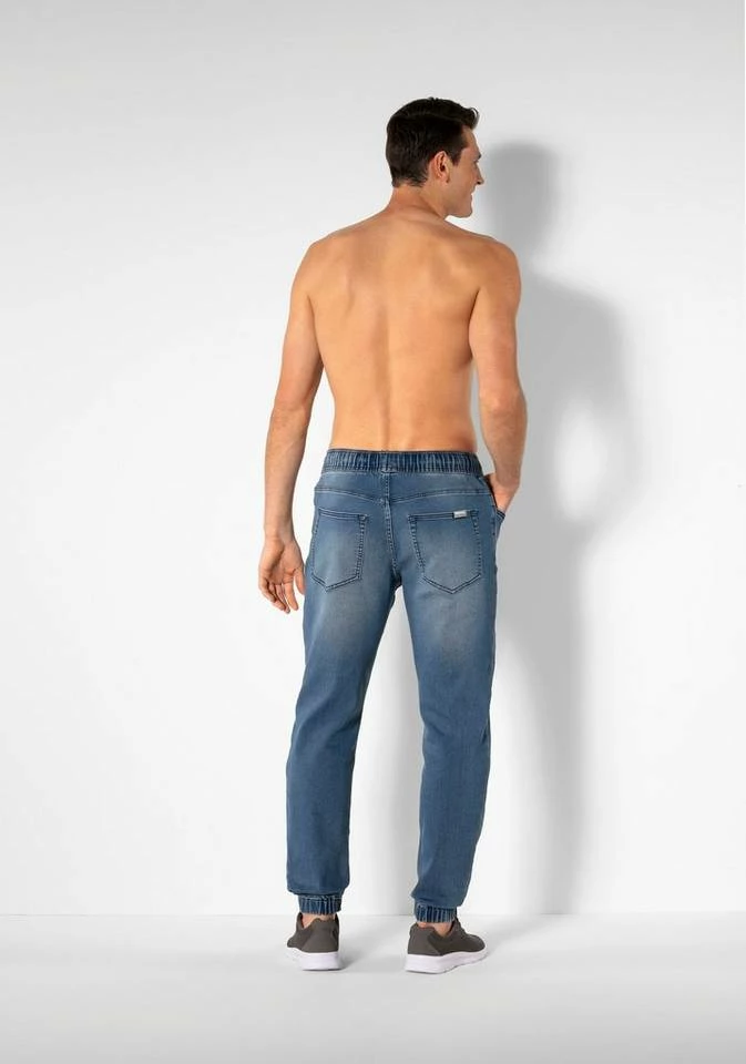 Bench. Jogger Pants in Jeansoptik Schwarz, Jeansblau 9 Bench. Jogger Pants in Jeansoptik Schwarz, Jeansblau – Bild 9