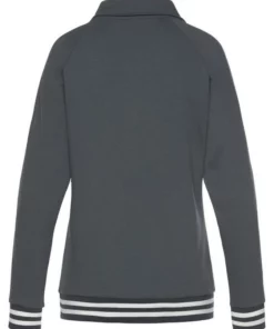 Bench. Sweater in lässiger Troyerform 11 Bench. Sweater in lässiger Troyerform -Bench Verkaufsgeschäft 1a2ee6ae 9c9f 55b2 80cb 6d6353a66905