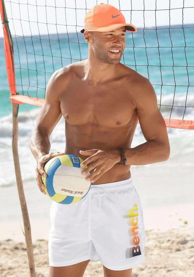 Bench. Badeshorts, mit großem Logo-Aufdruck Schwarz, Weiß, Marine 5 Bench. Badeshorts, mit großem Logo-Aufdruck Schwarz, Weiß, Marine – Bild 5