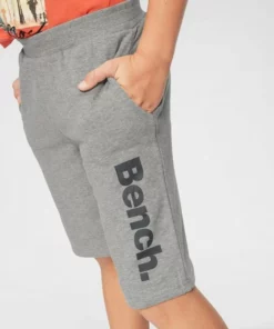 Bench. Sweatbermudas mit Taschen vorn und hinten -Bench Verkaufsgeschäft 29655667