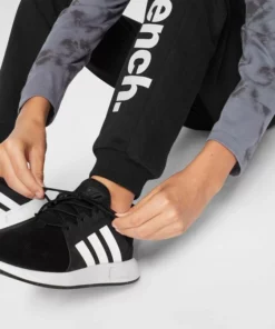 Bench. Sweathose mit großem Logo-Druck und Nahttaschen -Bench Verkaufsgeschäft 29657112