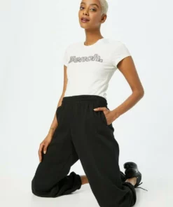 Bench. T-Shirt »Leora« (1-tlg) -Bench Verkaufsgeschäft 2ed4f344 4cc8 5878 ac01 3f67e5d45ead