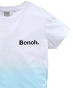 Bench. T-Shirt mit modischem Farbverlauf und Rückendruck -Bench Verkaufsgeschäft 2ee5e49a 1aef 5d94 8822 e2fa86441164