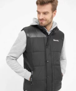 Bench. Steppweste »Finler« Abgesetzte Schulterpartie, Großflächige Absteppungen 15 Bench. Steppweste »Finler« Abgesetzte Schulterpartie, Großflächige Absteppungen -Bench Verkaufsgeschäft 332ffdf0 db08 58a0 9ce0 c56a6a50ee84