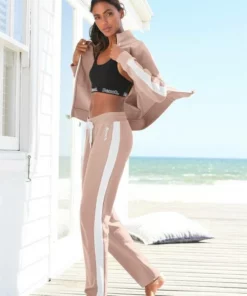 Bench. Sweatjacke mit Seitenstreifen und Stehkragen Stone-wei&szlig;, Schwarz-wei&szlig;, Nude-wei&szlig; -Bench Verkaufsgeschäft 35359902