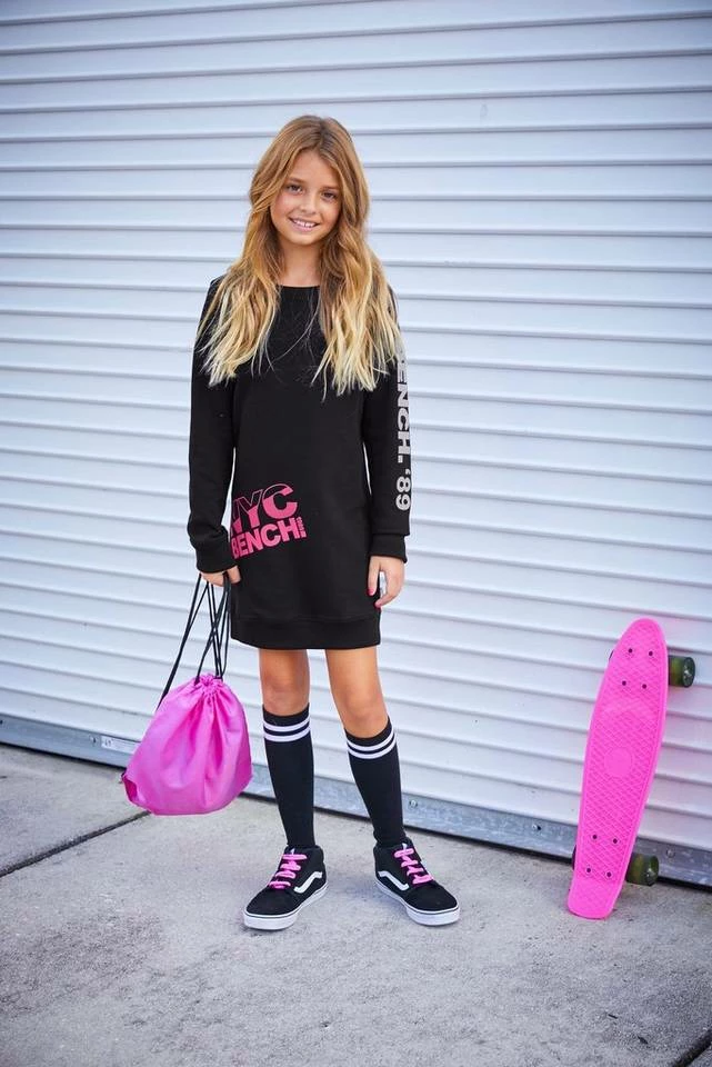 Bench. Sweatkleid in lockerer Passform 5 Bench. Sweatkleid in lockerer Passform – Bild 5