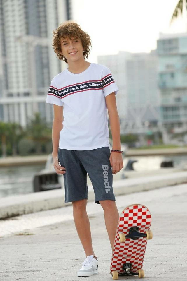 Bench. T-Shirt mit Druck in Streifenoptik 5 Bench. T-Shirt mit Druck in Streifenoptik – Bild 5