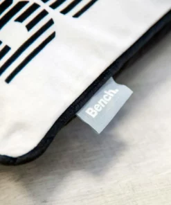 Bench. Dekokissen »Bench«, Kissenhülle mit Wendemotiv und Rundum-Paspel -Bench Verkaufsgeschäft 3d4ed888 4078 51fb a34e 2bc153ce25af