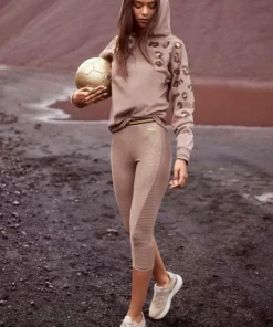 Bench. Kapuzensweatshirt mit glänzendem Leodruck Wei&szlig;-leo, Schwarz-leo, Nougat-leo -Bench Verkaufsgeschäft 46f59b03 2b24 5bb6 a285 0416b9dfb5eb