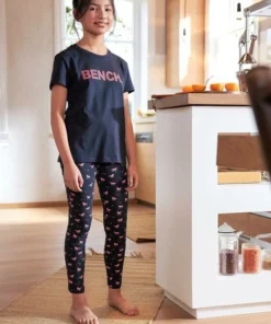 Bench. Pyjama mit Leggings 11 Bench. Pyjama mit Leggings -Bench Verkaufsgeschäft 4888c414 b010 5bc2 bc4a 85fb63dba0fe