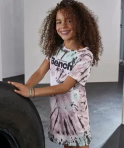 Bench. Jerseykleid mit schönem Batikmuster -Bench Verkaufsgeschäft 4ab863bd 3d43 54c0 a970 493f2de3f97f