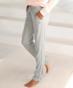 Bench. Homewearhose mit Metallic-Streifen Dunkelblau, Hellgrau, Weinrot, Schwarz -Bench Verkaufsgeschäft 5a120cb4 284e 555d b657 c64e411468ef