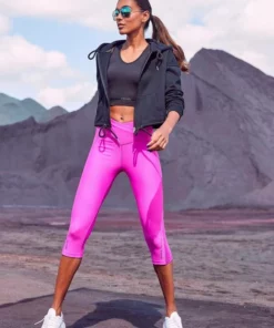 Bench. Crop-Top mit Racerback und Mesh-Einsätze Schwarz, Orange, Royalblau -Bench Verkaufsgeschäft 5f30bcfc ea43 586a 81f3 1c603e2a4733