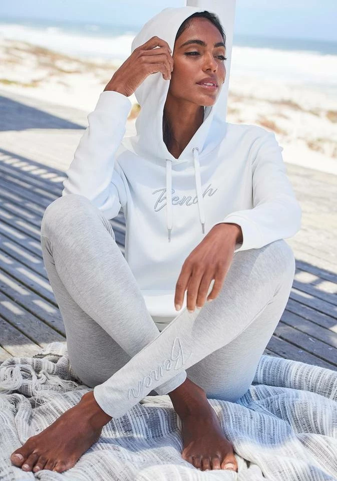 Bench. Leggings mit glänzender Logostickerei Schwarz, Hellgrau-melange 3 Bench. Leggings mit glänzender Logostickerei Schwarz, Hellgrau-melange – Bild 3