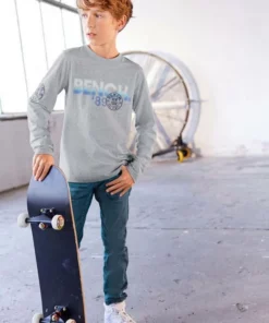 Bench. Langarmshirt -Bench Verkaufsgeschäft 6c4b643b 354a 5942 81a0 8e26332adf74