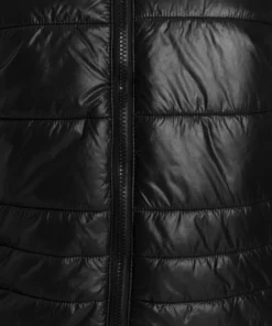 Bench. Steppjacke mit integrierter Kapuze im Kragen 15 Bench. Steppjacke mit integrierter Kapuze im Kragen -Bench Verkaufsgeschäft 6cfe46df 2c97 5ae9 b3b7 537d24036a12