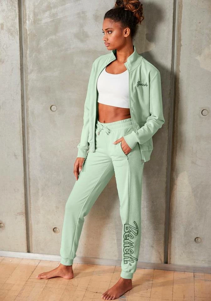 Bench. Relaxhose mit Logostickerei Schwarz, Mint-melange, Anthrazit-melange 3 Bench. Relaxhose mit Logostickerei Schwarz, Mint-melange, Anthrazit-melange – Bild 3