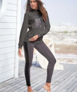 Bench. Sweatshirt mit Fotodruck 9 Bench. Sweatshirt mit Fotodruck -Bench Verkaufsgeschäft 6daf9f70 7ffd 594b b954 1f3dbe491951