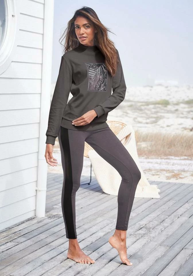 Bench. Sweatshirt mit Fotodruck 3 Bench. Sweatshirt mit Fotodruck – Bild 3