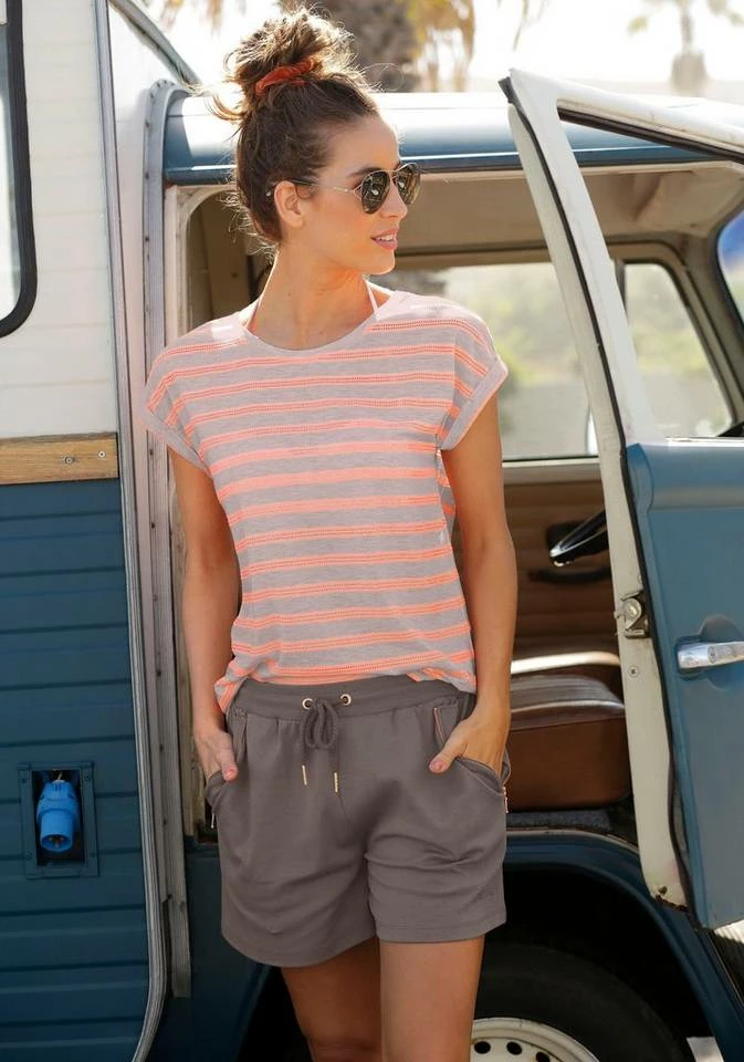 Bench. Kurzarmshirt mit transparenten Neon-Einsätzen 5 Bench. Kurzarmshirt mit transparenten Neon-Einsätzen – Bild 5