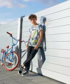 Bench. T-Shirt »Batik-Druck« -Bench Verkaufsgeschäft 7694a215 2415 5dbf 9ed4 94b8ffcb4600 1