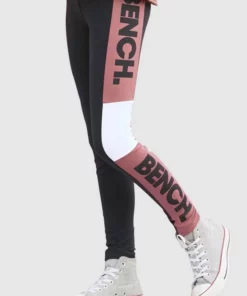 Bench. Leggings mit Einsätzen und Logo-Druck