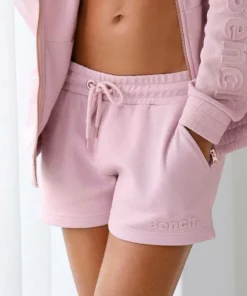 Bench. Sweatshorts aus Piqué mit 3D-Logoschriftzug Ecru, Black, Old rose -Bench Verkaufsgeschäft 81ac030a f44a 58e7 80c2 332770f98883