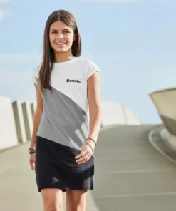 Bench. Jerseykleid mit kontrastfarbenen Einsätzen -Bench Verkaufsgeschäft 8363fbc8 9948 5f4c b35e e34ae3b41341