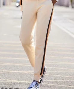 Bench. Sweatpants mit Kontraststreifen und Logobändern Dunkelblau, Creme, Mandarine -Bench Verkaufsgeschäft 8b3bd9c3 688b 5d5e b8a4 d4435a1d3852