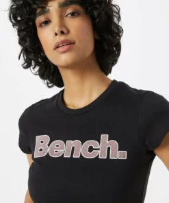 Bench. T-Shirt »LEORA« (1-tlg) 14 Bench. T-Shirt »LEORA« (1-tlg) -Bench Verkaufsgeschäft 92b573e8 902a 5094 9aee 2604f58b4049