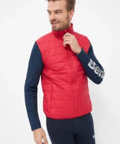 Bench. Steppweste »Bullard« Tierfreie Produktion, leichtes Material, Logoprint Schwarz, Navy, Charcoal, Red -Bench Verkaufsgeschäft 9734c2fd 40c2 5fcf 957e 3731c9c87090