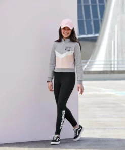 Bench. Sweatshirt mit Stehkragen und Reißverschluss -Bench Verkaufsgeschäft 992b44e5 1e90 53f8 aae3 df273a7bb3cd