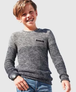 Bench. Strickpullover im Farbverlauf