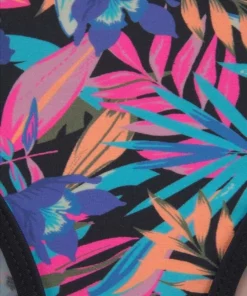 Bench. Triangel-Bikini mit trendigem Dschungeldruck 7 Bench. Triangel-Bikini mit trendigem Dschungeldruck -Bench Verkaufsgeschäft a2e8b556 2caa 557d a144 10f8ae5fdd4b