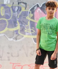 Bench. T-Shirt -Bench Verkaufsgeschäft a5c5ecf2 2b6b 5e0b 8471 5f5f6ed91e57