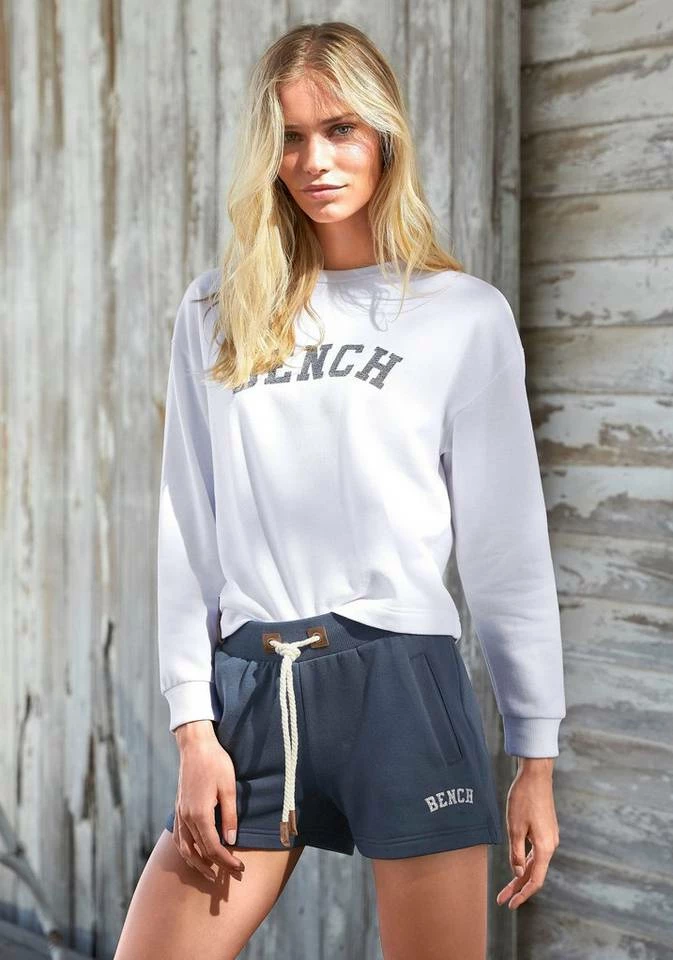 Bench. Sweatshorts mit Kordelzug und Lederimitat-Details Navy, Koralle 3 Bench. Sweatshorts mit Kordelzug und Lederimitat-Details Navy, Koralle – Bild 3