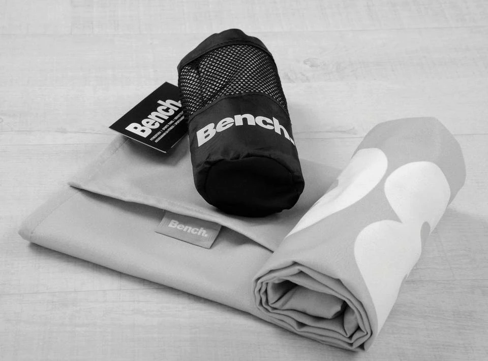 Bench. Sporthandtuch »Bench« (1-St), Bench Fitnesstuch / Sports Towel mit Flap Rosa, Grau 1 Bench. Sporthandtuch »Bench« (1-St), Bench Fitnesstuch / Sports Towel mit Flap Rosa, Grau