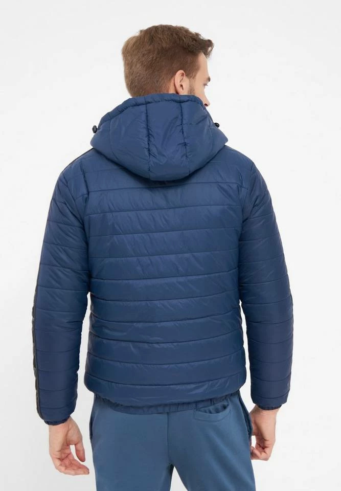 Bench. Winterjacke »Stayt« Tierfreie Produktion, Wasserabweisender Reißverschluss Schwarz, Navy 3 Bench. Winterjacke »Stayt« Tierfreie Produktion, Wasserabweisender Reißverschluss Schwarz, Navy – Bild 3