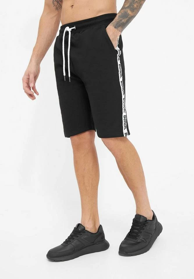 Bench. Shorts »Ping« Stickerei, weiches Innenfinish 7 Bench. Shorts »Ping« Stickerei, weiches Innenfinish – Bild 7