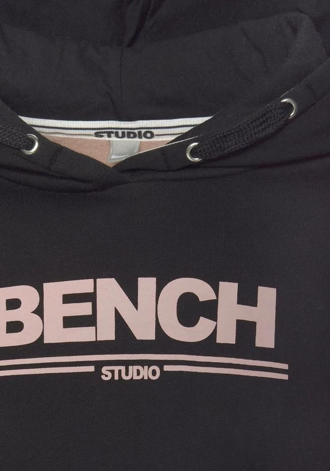 Bench. Hoodie mit Logodruck Grau-altrosa, Grau-schwarz, Schwarz-altrosa 7 Bench. Hoodie mit Logodruck Grau-altrosa, Grau-schwarz, Schwarz-altrosa – Bild 7