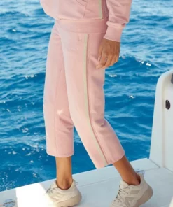 Bench. Relax-Caprihose mit Glitzerstreifen Beige-melange, Schwarz, Rosé 20 Bench. Relax-Caprihose mit Glitzerstreifen Beige-melange, Schwarz, Rosé -Bench Verkaufsgeschäft c45bcb59 6b97 5089 ac77 854a2e890d9e