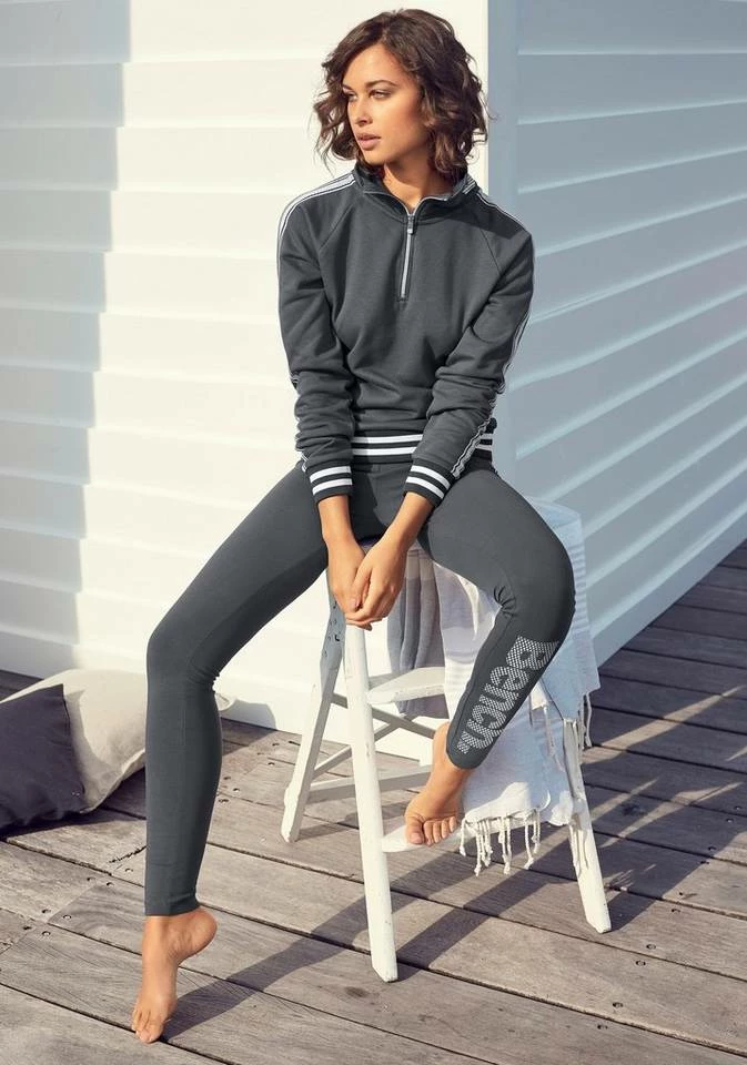 Bench. Leggings mit glänzendem Logodruck 8 Bench. Leggings mit glänzendem Logodruck – Bild 8