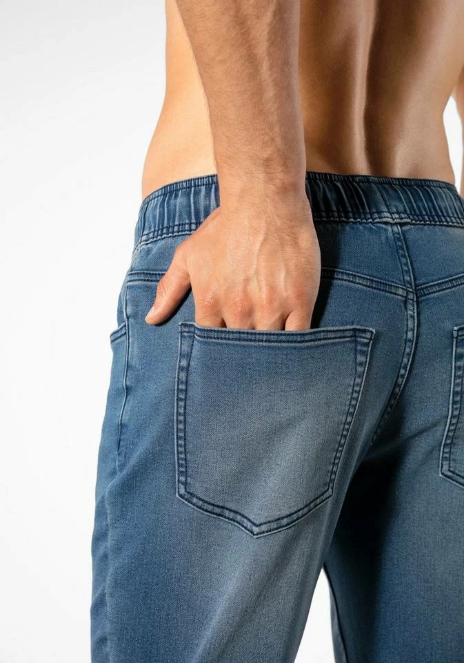 Bench. Jogger Pants in Jeansoptik Schwarz, Jeansblau 8 Bench. Jogger Pants in Jeansoptik Schwarz, Jeansblau – Bild 8