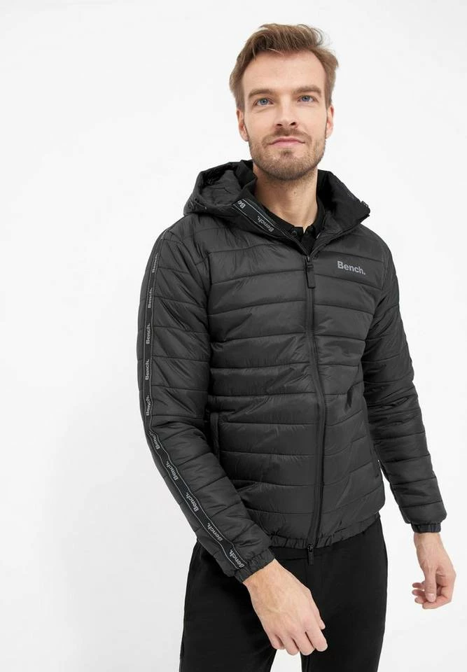 Bench. Winterjacke »Stayt« Tierfreie Produktion, Wasserabweisender Reißverschluss Schwarz, Navy 7 Bench. Winterjacke »Stayt« Tierfreie Produktion, Wasserabweisender Reißverschluss Schwarz, Navy – Bild 7