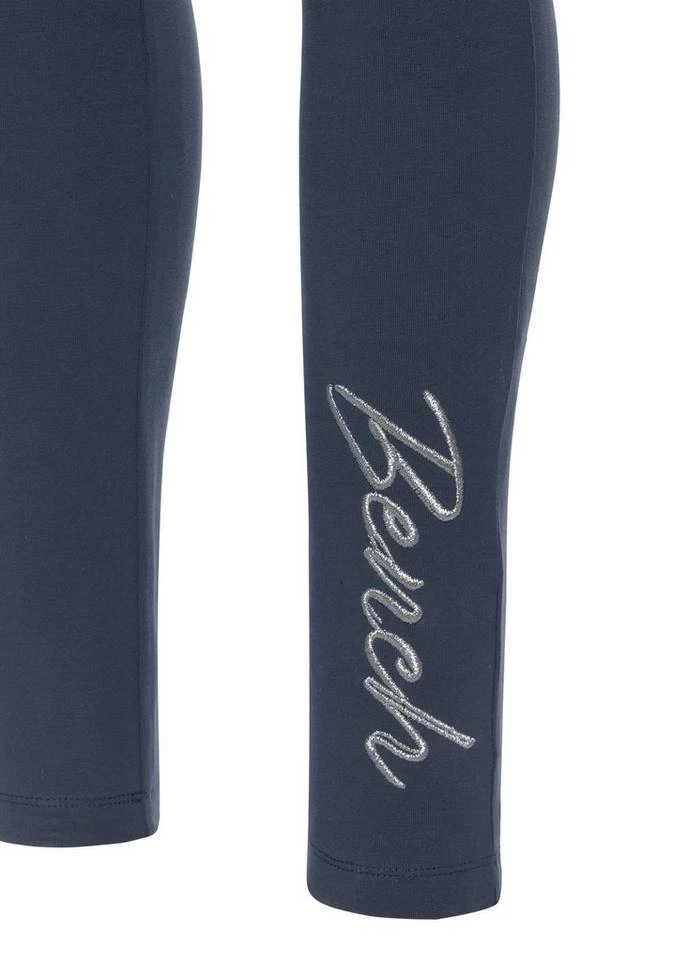 Bench. Leggings mit glitzernder Logostickerei auf dem Bein Marine, Beere 6 Bench. Leggings mit glitzernder Logostickerei auf dem Bein Marine, Beere – Bild 6